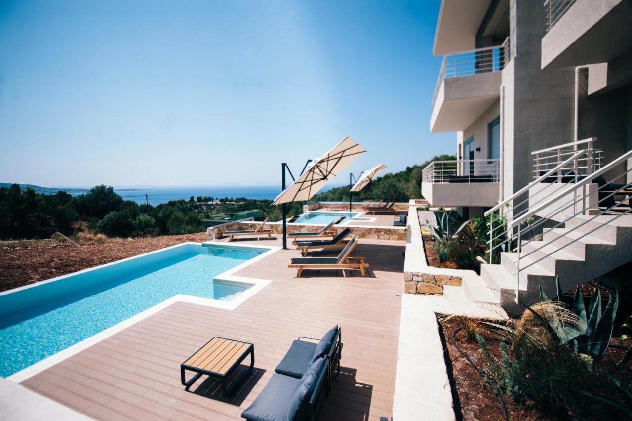 K Villas Plataria Bagian luar foto