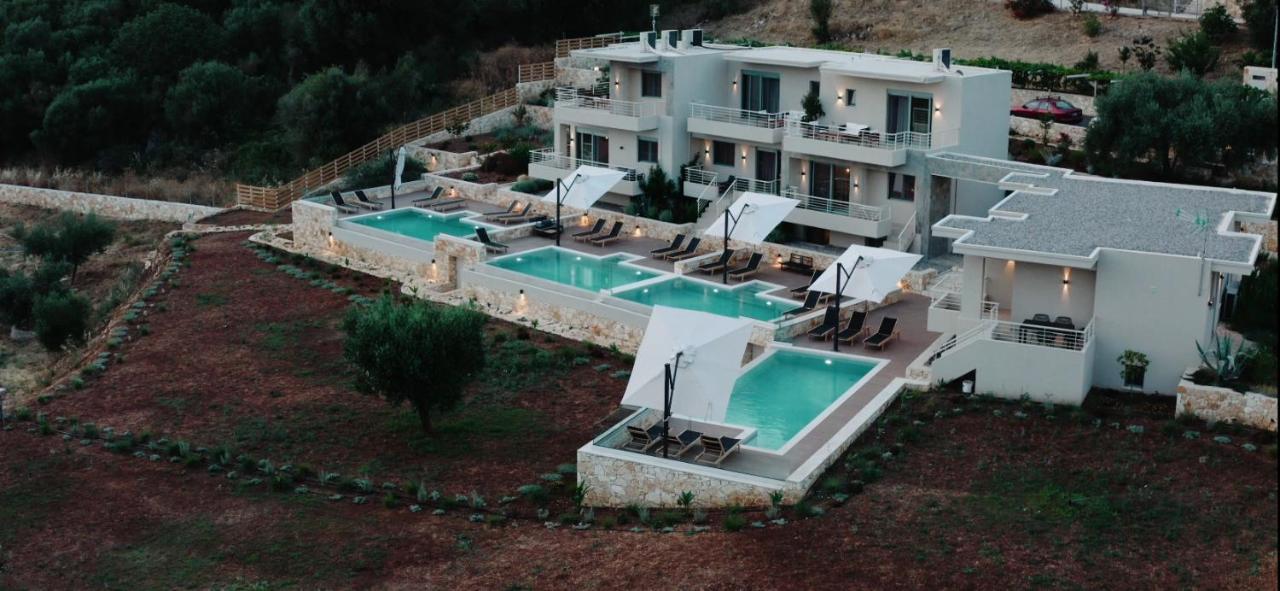 K Villas Plataria Bagian luar foto